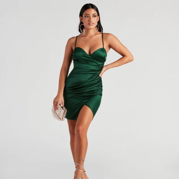Windsor Dresses & Skirts - Windsor Luxe Satin Mini  Dress Size M Cowl Neck Hunter Green